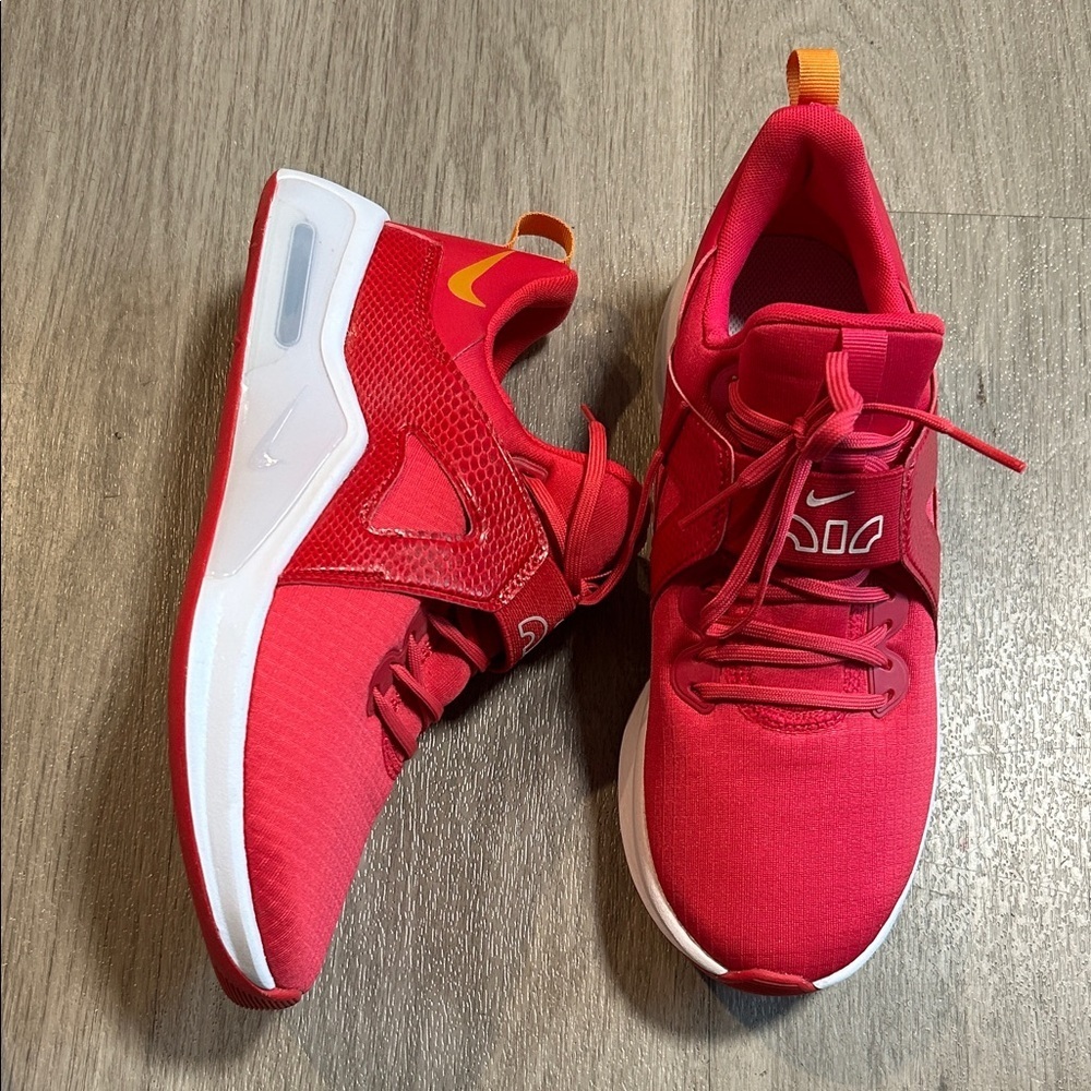 Nike Air Max Athletic Shoes